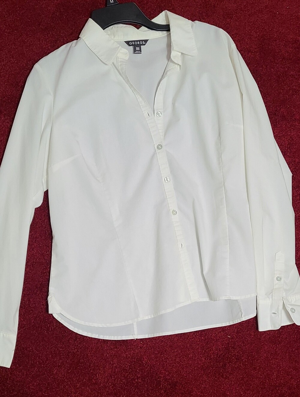 White Blouse Stretch XL Form Fitting , Rounded Hem